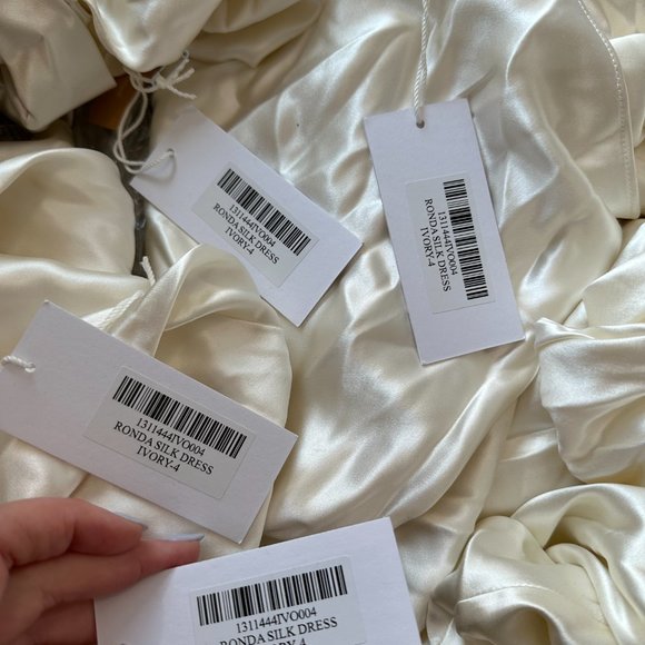Reformation Ronda Silk Maxi Dress SZ 4 Ivory One Shoulder Asymmetrical Neckline - Picture 3 of 11